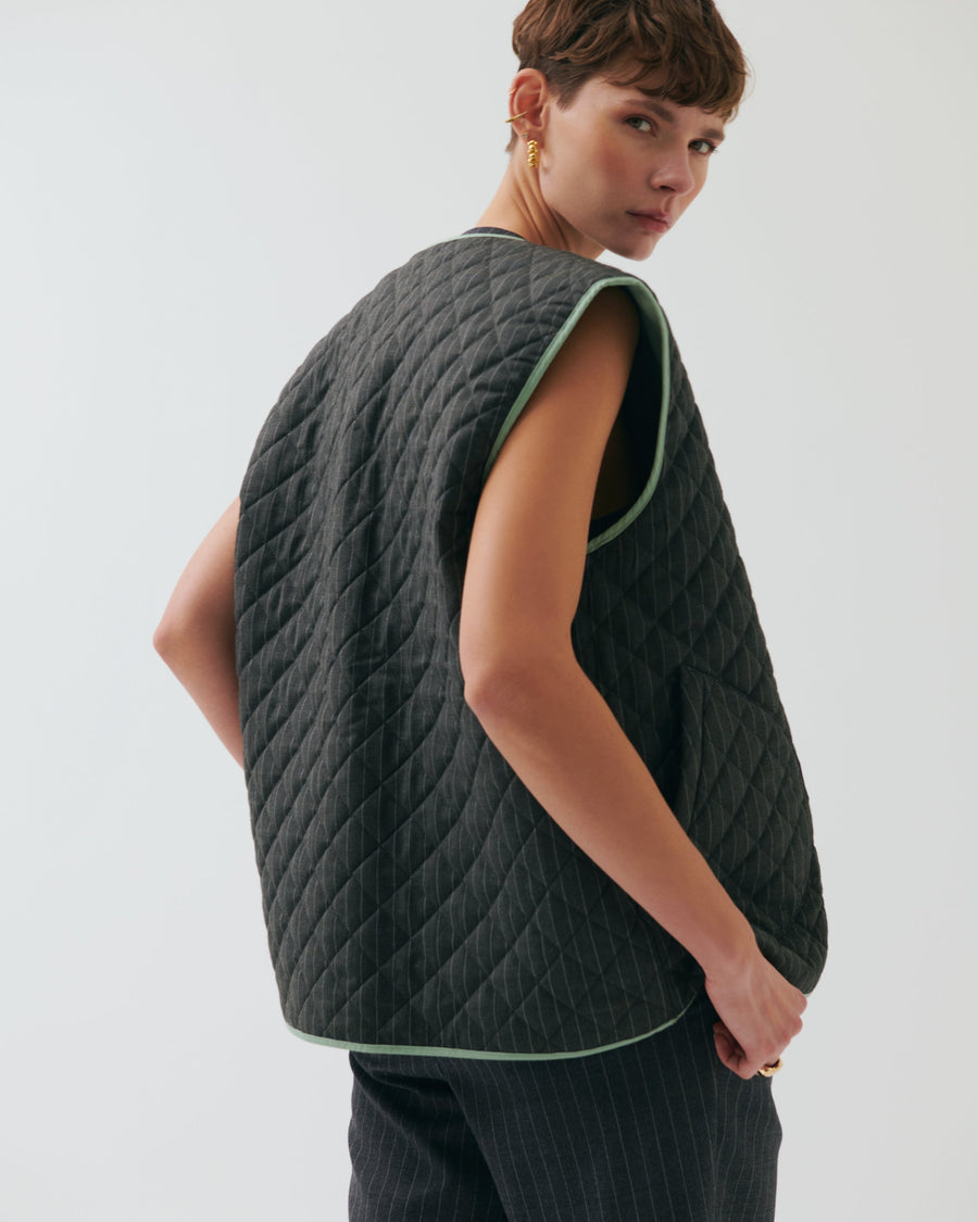 Jolie Reversible Vest